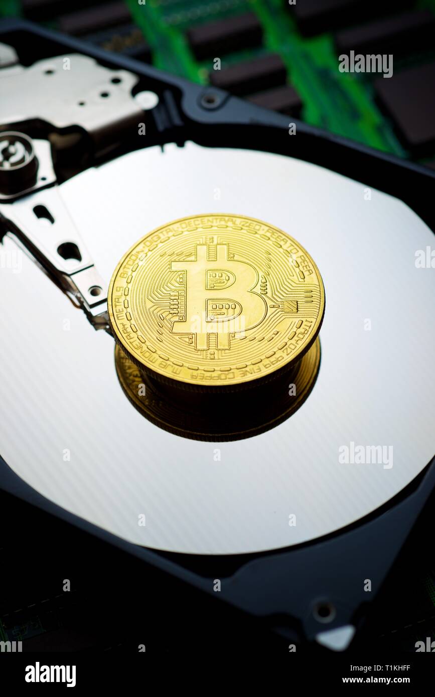 Bitcoin sur un disque dur. Banque D'Images