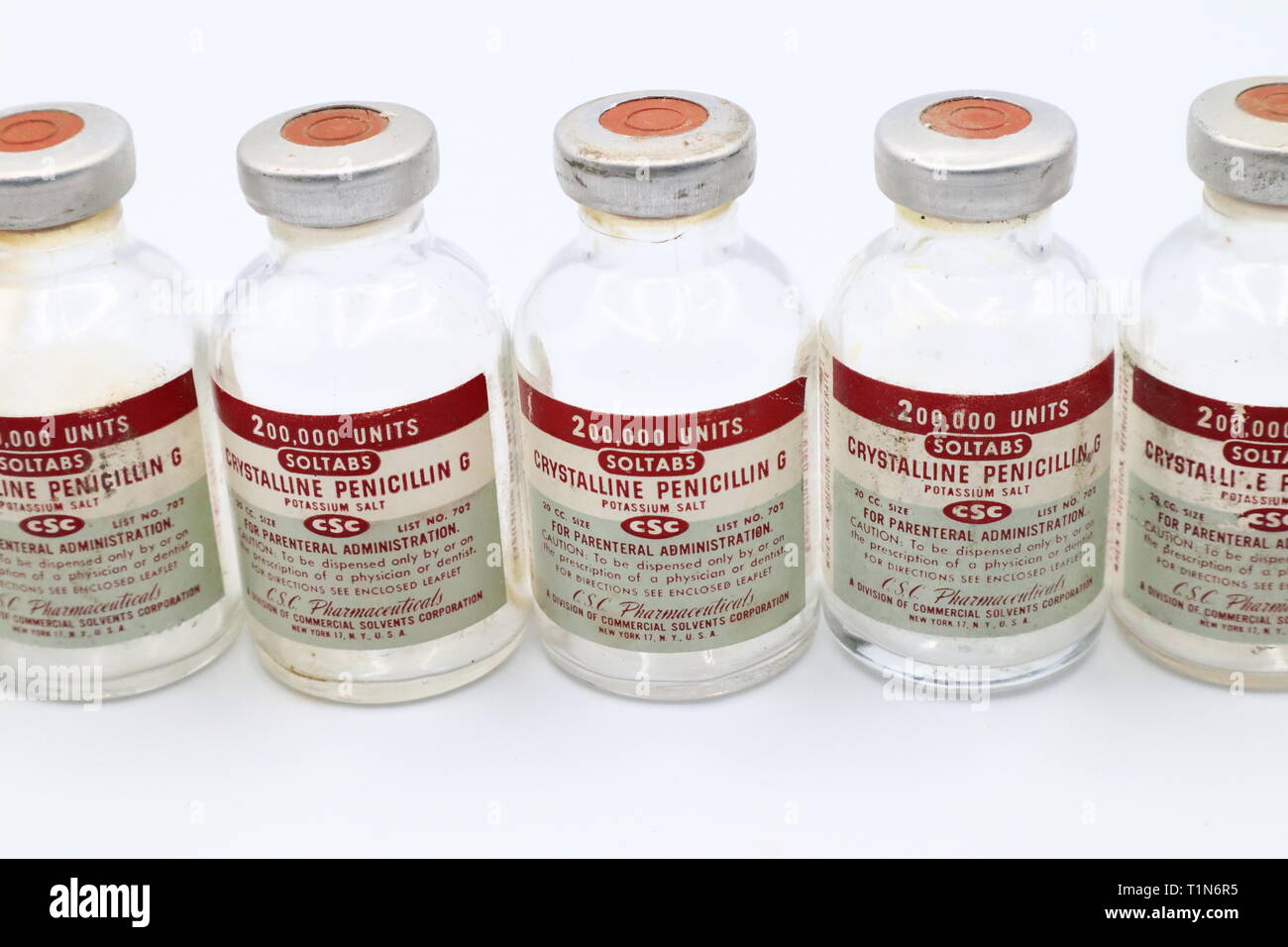 Vintage 1951 Flacon de pénicilline G produits par le SCC division Pharmaceuticals de solvants commerciaux Corporation, New York, USA Banque D'Images