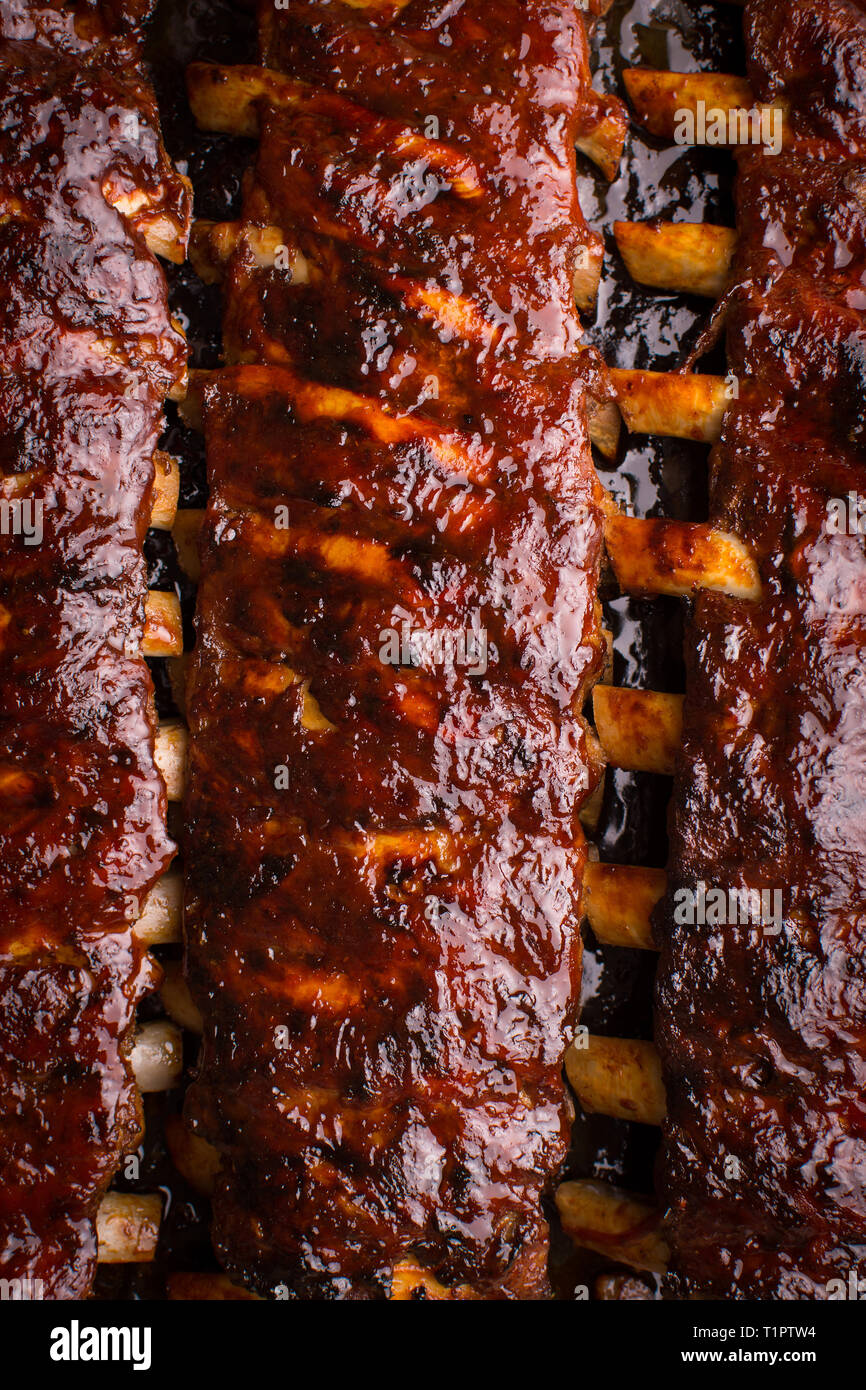 Épicé grillé Hot Spare Ribs de porc barbecue Banque D'Images