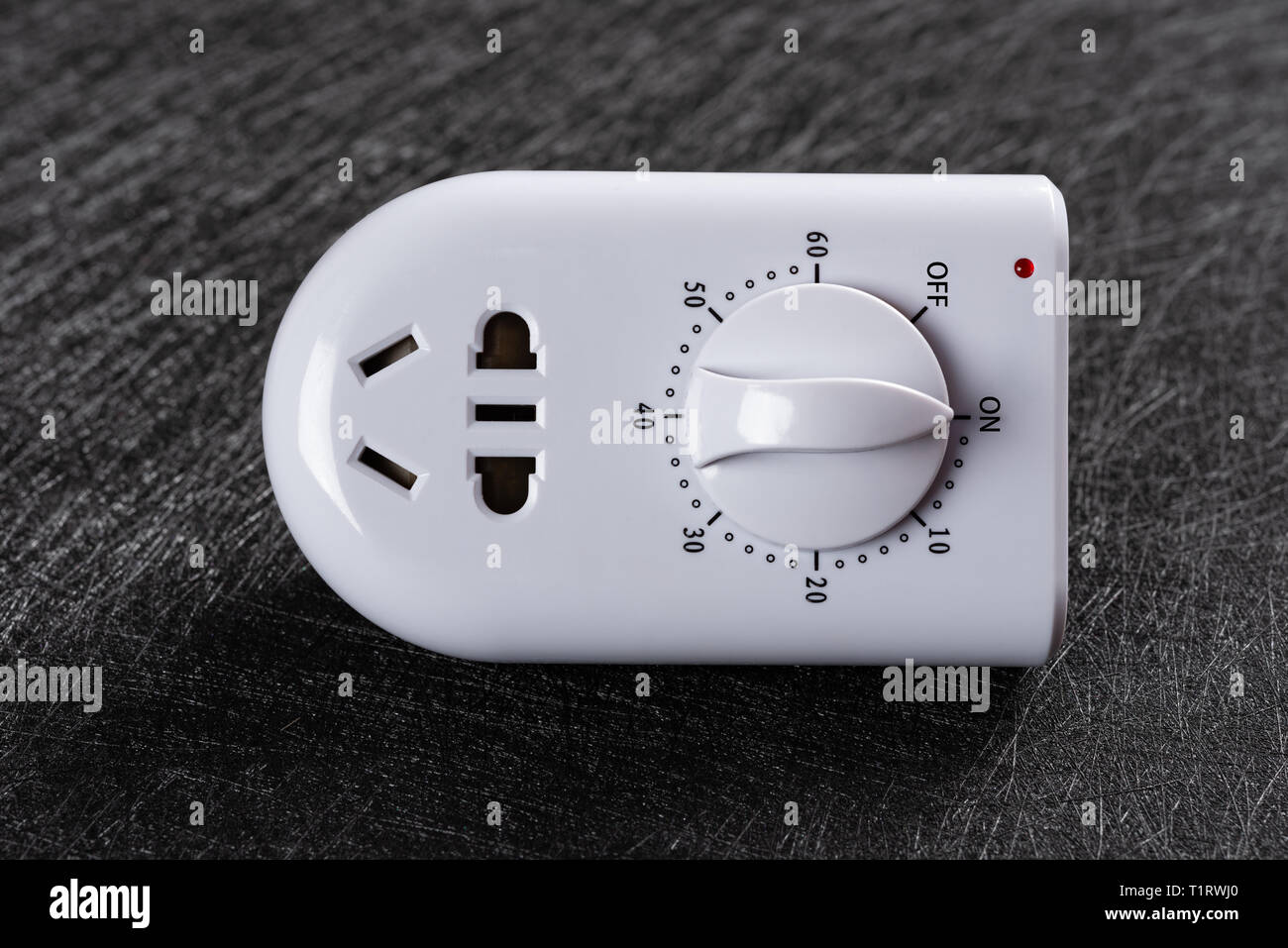Prise d'alimentation électrique avec minuterie Photo Stock - Alamy