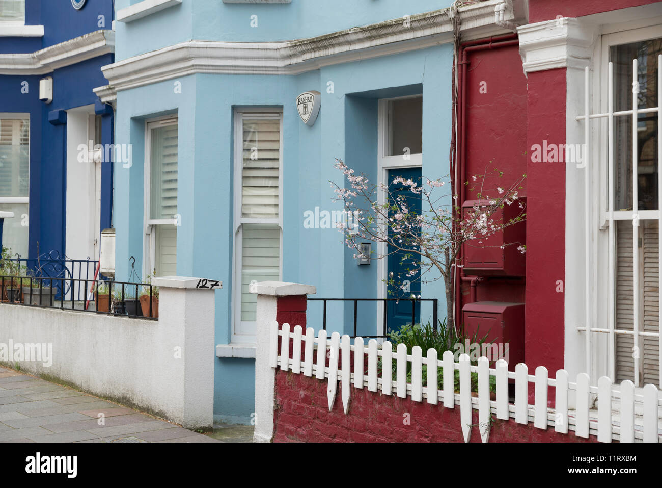 Maisons colorées près de Portobello Road, Londres, UK Banque D'Images