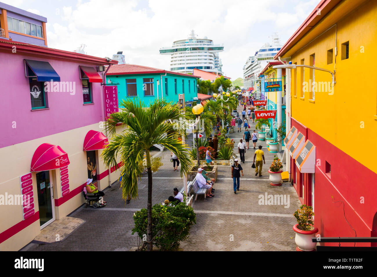 St. John's Antigua est la capitale et la plus grande ville d'Antigua-et-Barbuda, situé dans les Antilles dans la mer des Caraïbes et avec une population de 22 Banque D'Images