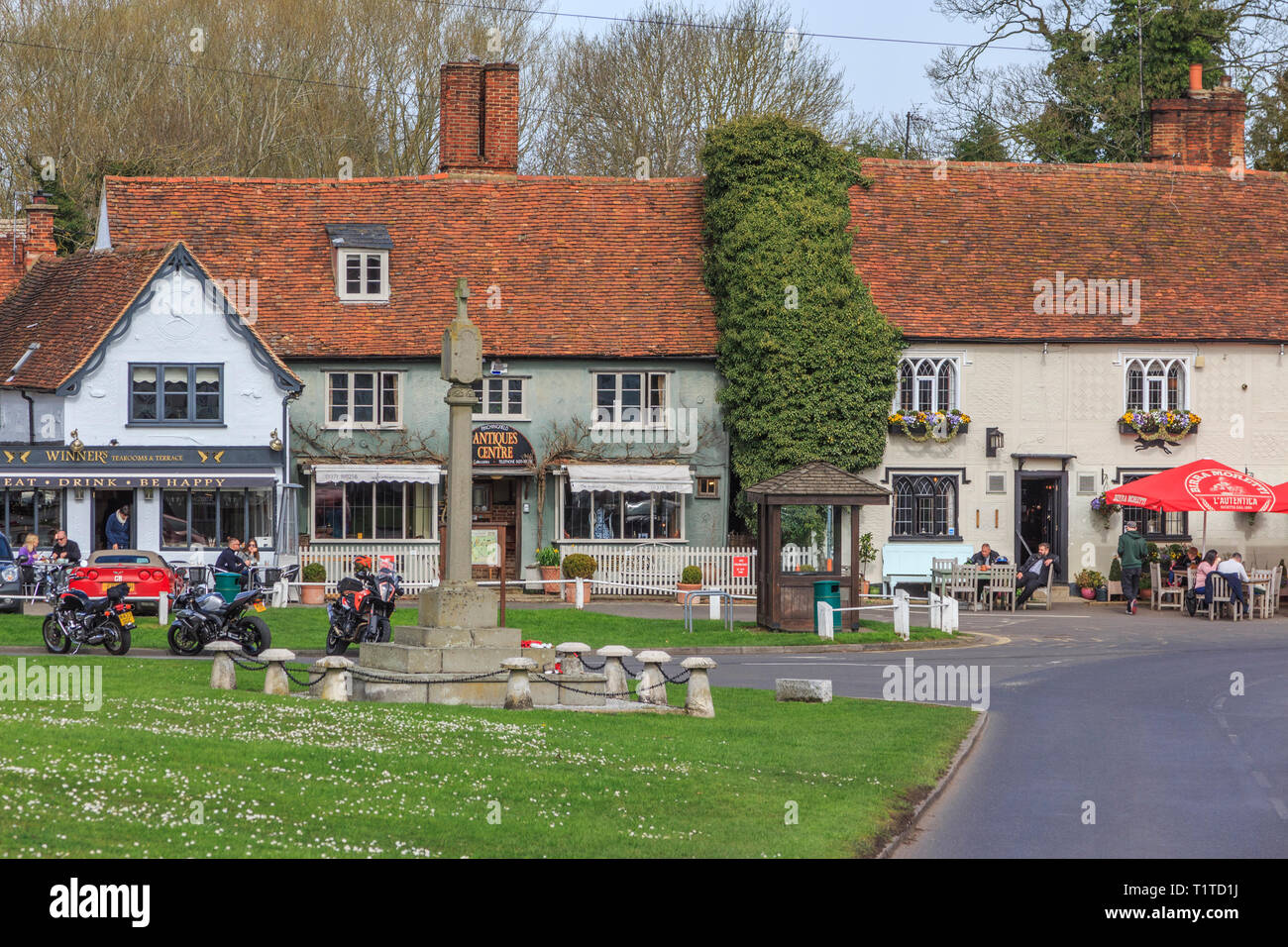 Village Finchingfield High Street, Essex, Angleterre, RU, FR Banque D'Images