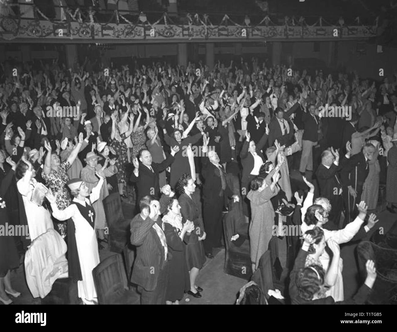 Service de culte au Temple Angelus pendant le service du Saint-Esprit de 14 heures Banque D'Images