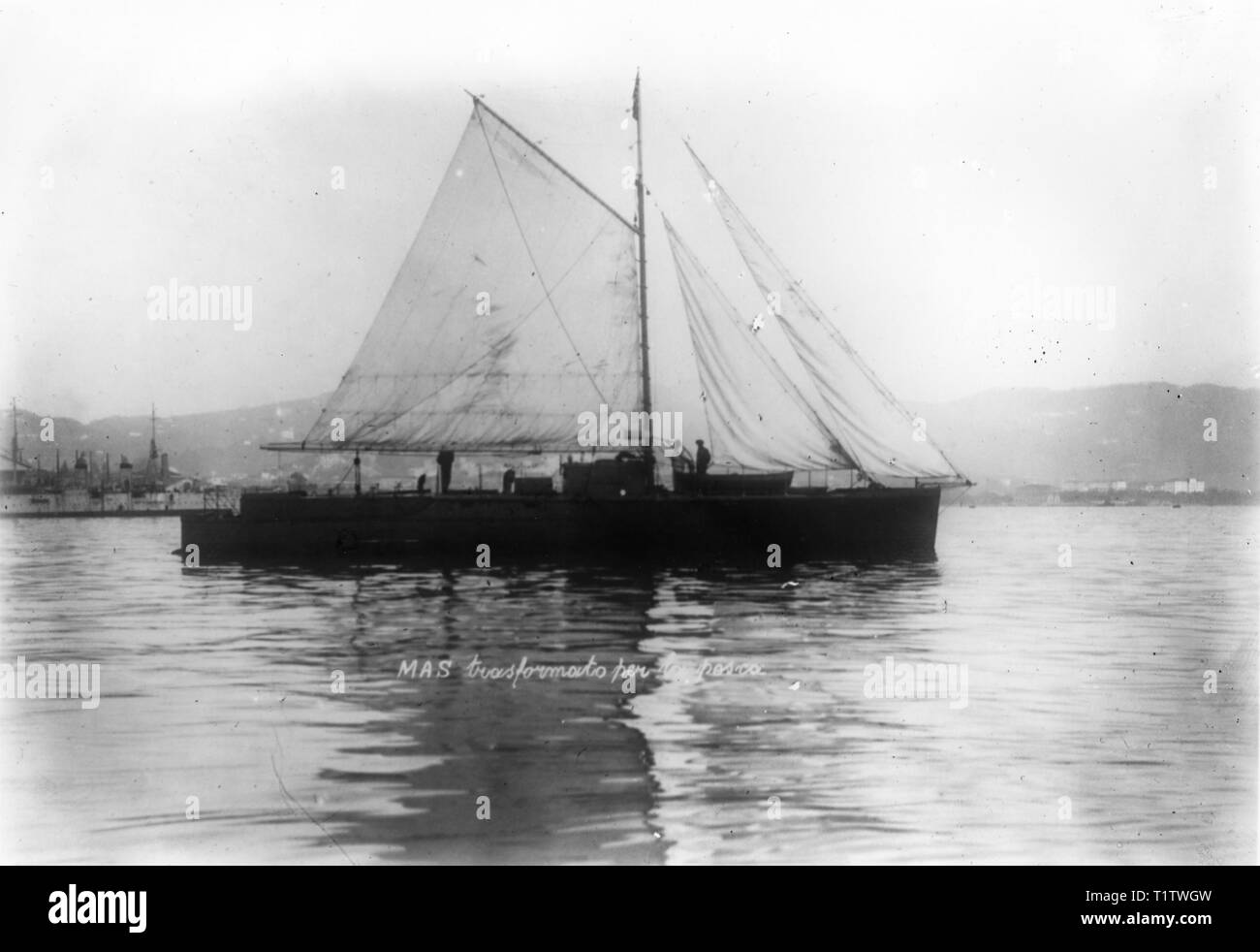 Dans peschereccio convertito MAS - MAS lance-torpilles utilisées pendant la première guerre mondiale, transformé en bateau de pêche Banque D'Images