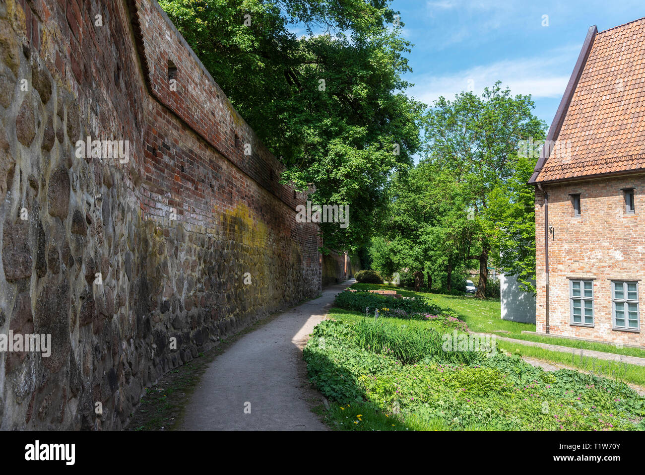 Mur de la ville, le monastère de la Sainte Croix, Rostock, Mecklembourg-Poméranie-Occidentale, Allemagne Banque D'Images