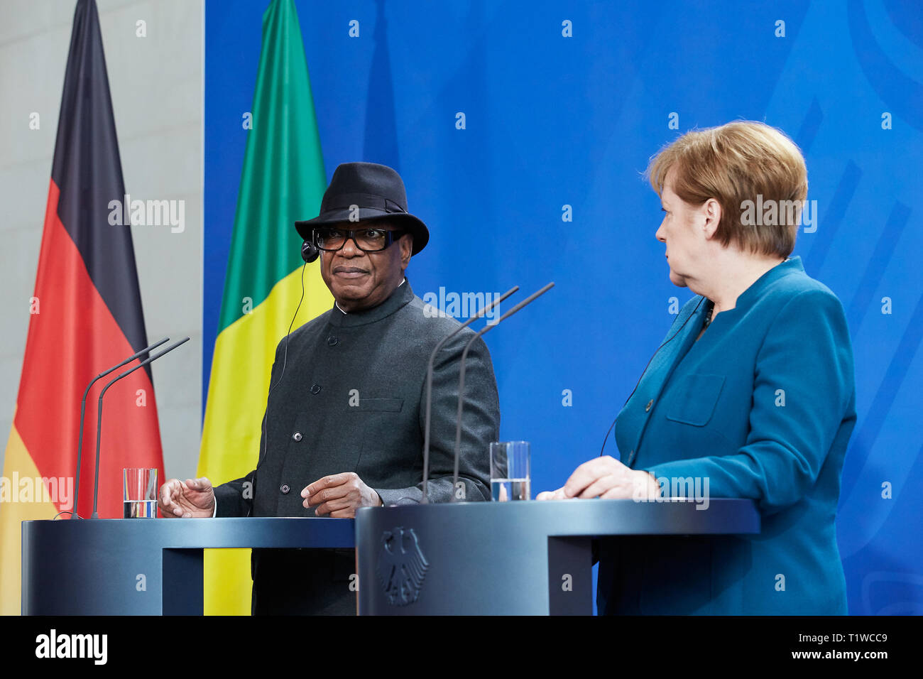 08.02.2019, Berlin, Berlin, Allemagne - La Chancelière allemande Angela Merkel et le président de la République du Mali Ibrahim Boubacar Keita à la con de presse conjointe Banque D'Images