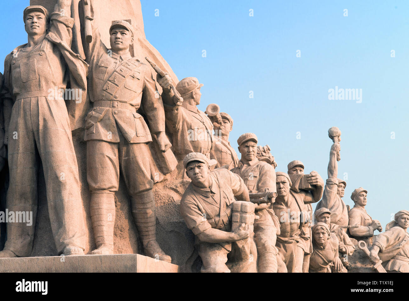 Beijing, Chine - 0801 2016 : Statue de la People's Heroes de la révolution communiste, de la Place Tiananmen, Pékin, Chine Banque D'Images