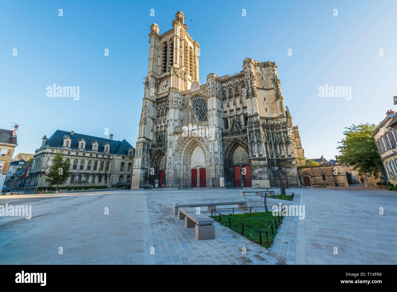 Troyes (nord-est de la France) : la cathédrale de Troyes ou la Cathédrale Saint Pierre et Saint Paul Banque D'Images