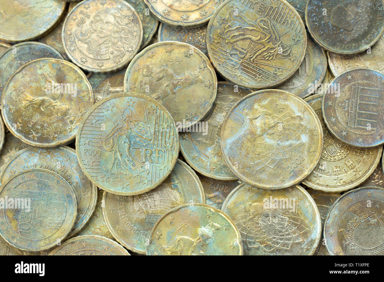 D'or de pièces en euros. Contexte de l'argent. Selective focus Banque D'Images