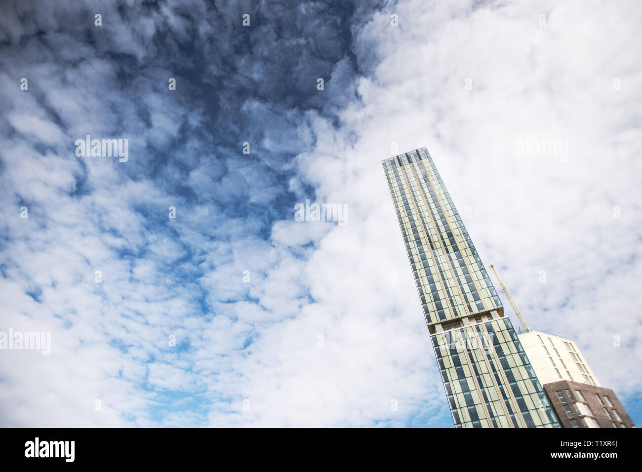 100 Greengate (pendant le développement connu sous le nom de Cour de change) est un gratte-ciel résidentiel à Salford, Greater Manchester, Royaume-Uni. Banque D'Images