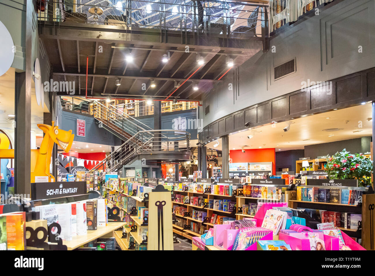 Intérieur du théâtre d'Skoobs Books, Casino, complexe Montecasino, Fourways Sandton, Johannesburg, Gauteng Province, République d'Afrique du Sud Banque D'Images