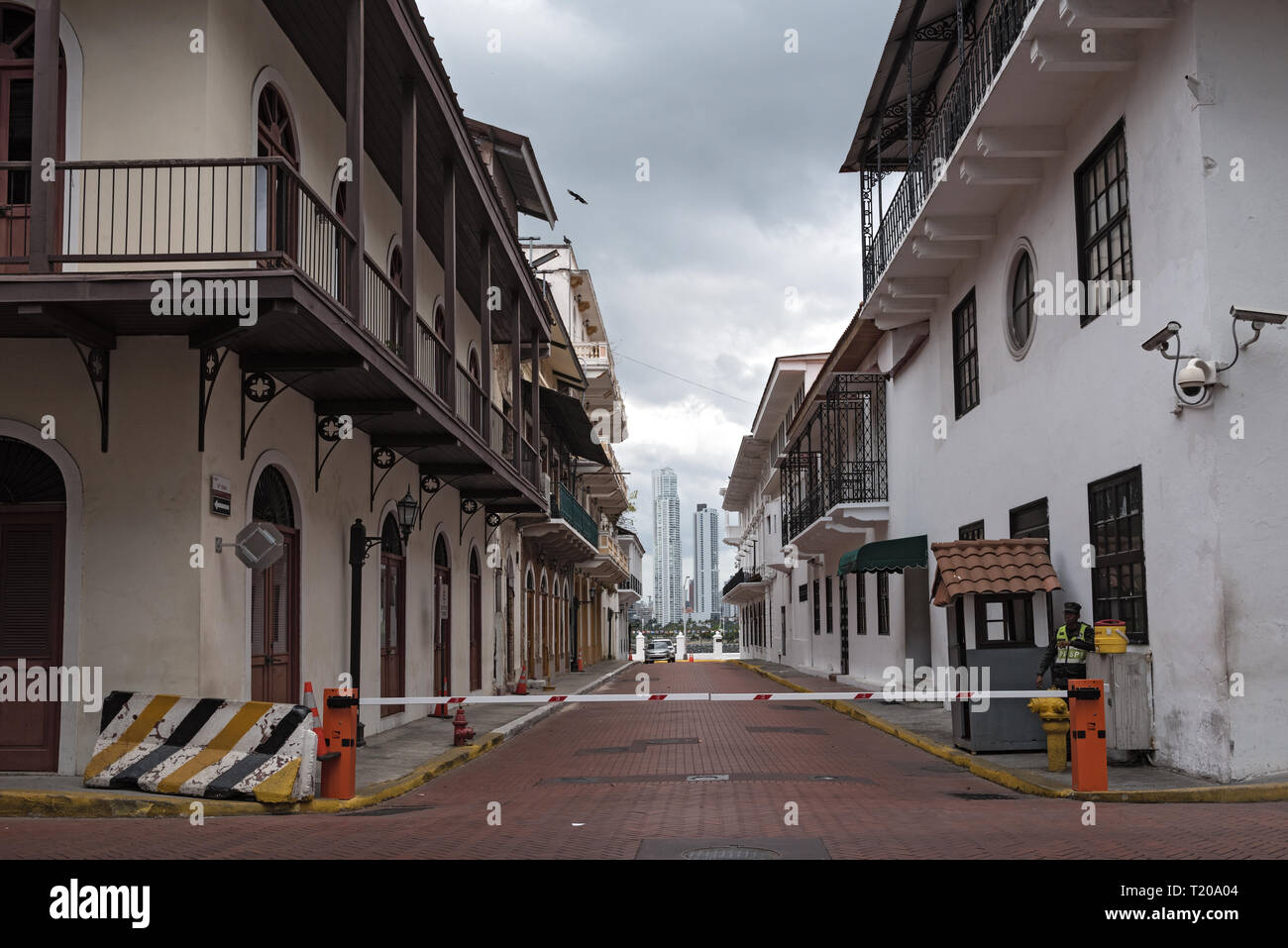 Rue avec maisons de style colonial, dans la vieille ville de Casco Viejo Panama city Banque D'Images