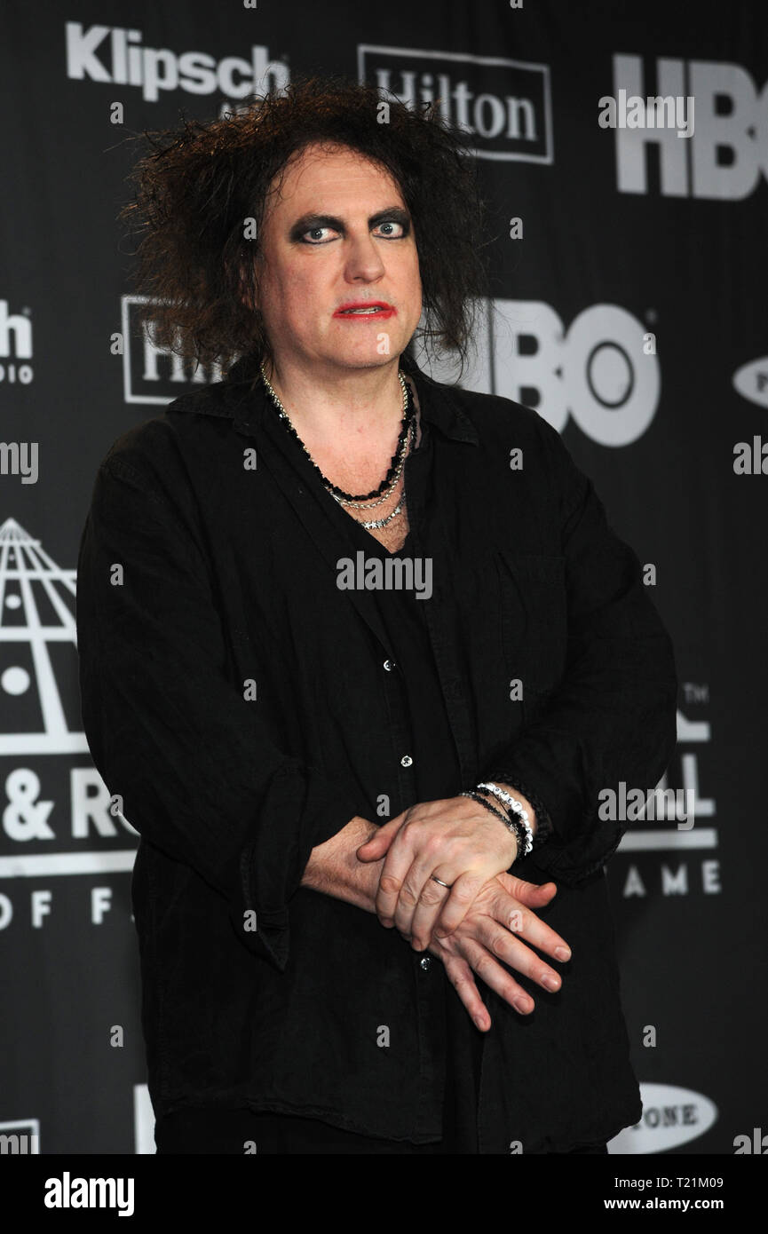 New York, NY, USA. Mar 29, 2019. Robert Smith de The Cure au 2019 Rock N Roll Hall of Fame de la cérémonie au Barclays Center de Brooklyn, New York City le 29 mars 2019. Crédit : John Palmer/media/Alamy Punch Live News Banque D'Images