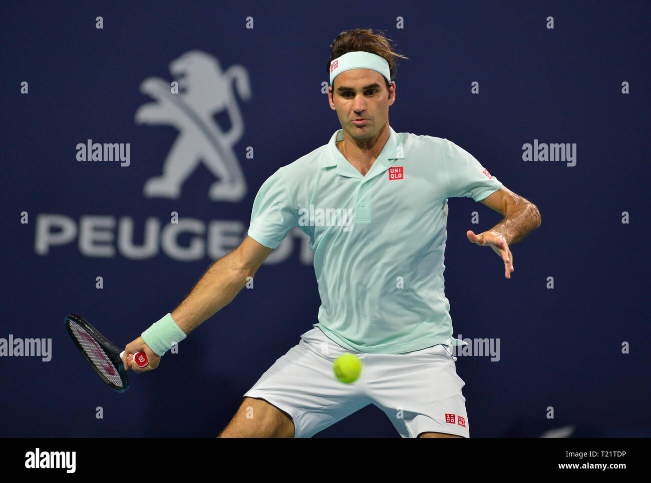 Jardins de Miami en Floride, USA. Mar 29, 2019. Roger Federer La Suisse en action contre de Denis Shapovalov du Canada en action contre lors d'un match de demi-finale à l'Open de Miami à l'Itau présentée par Hardrock Stadium le 29 mars 2019 à Miami Gardens, en Floride. R.Federer a gagné 6-2, 6-4 Credit : Mpi10/media/Alamy Punch Live News Crédit : MediaPunch Inc/Alamy Live News Banque D'Images