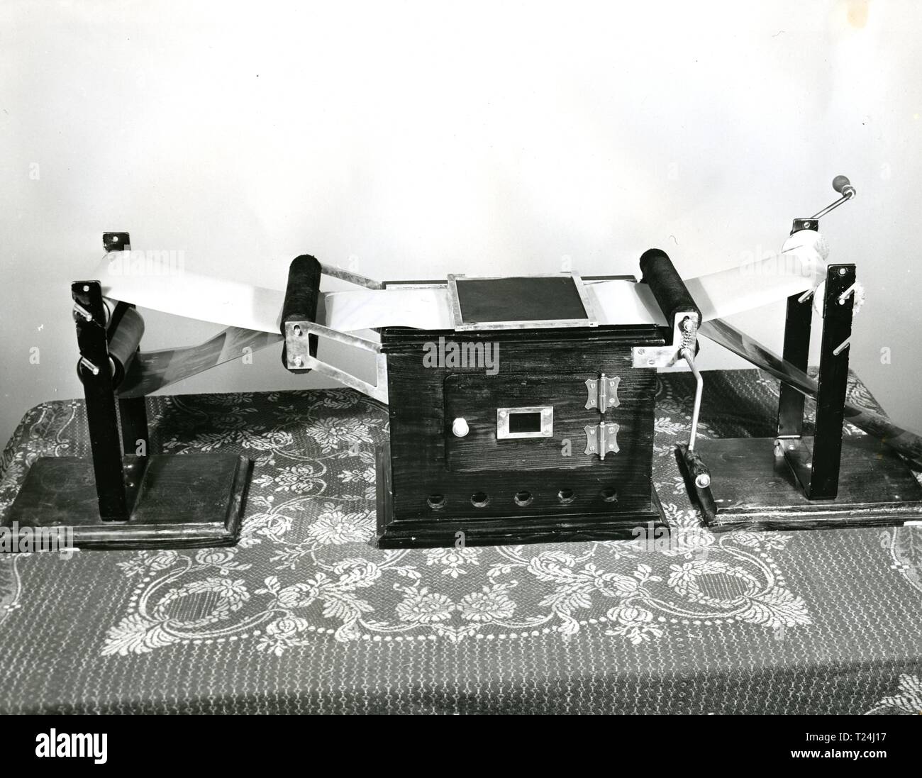 La boîte magique (1952) équipement de fabrication de film Date : 1952 Banque D'Images