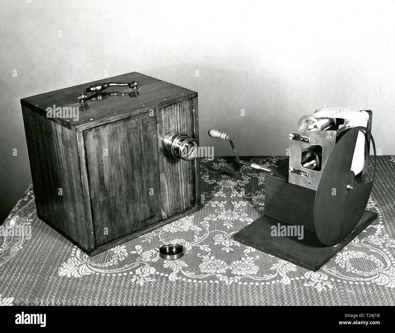 La boîte magique (1952) équipement de fabrication de film Date : 1952 Banque D'Images