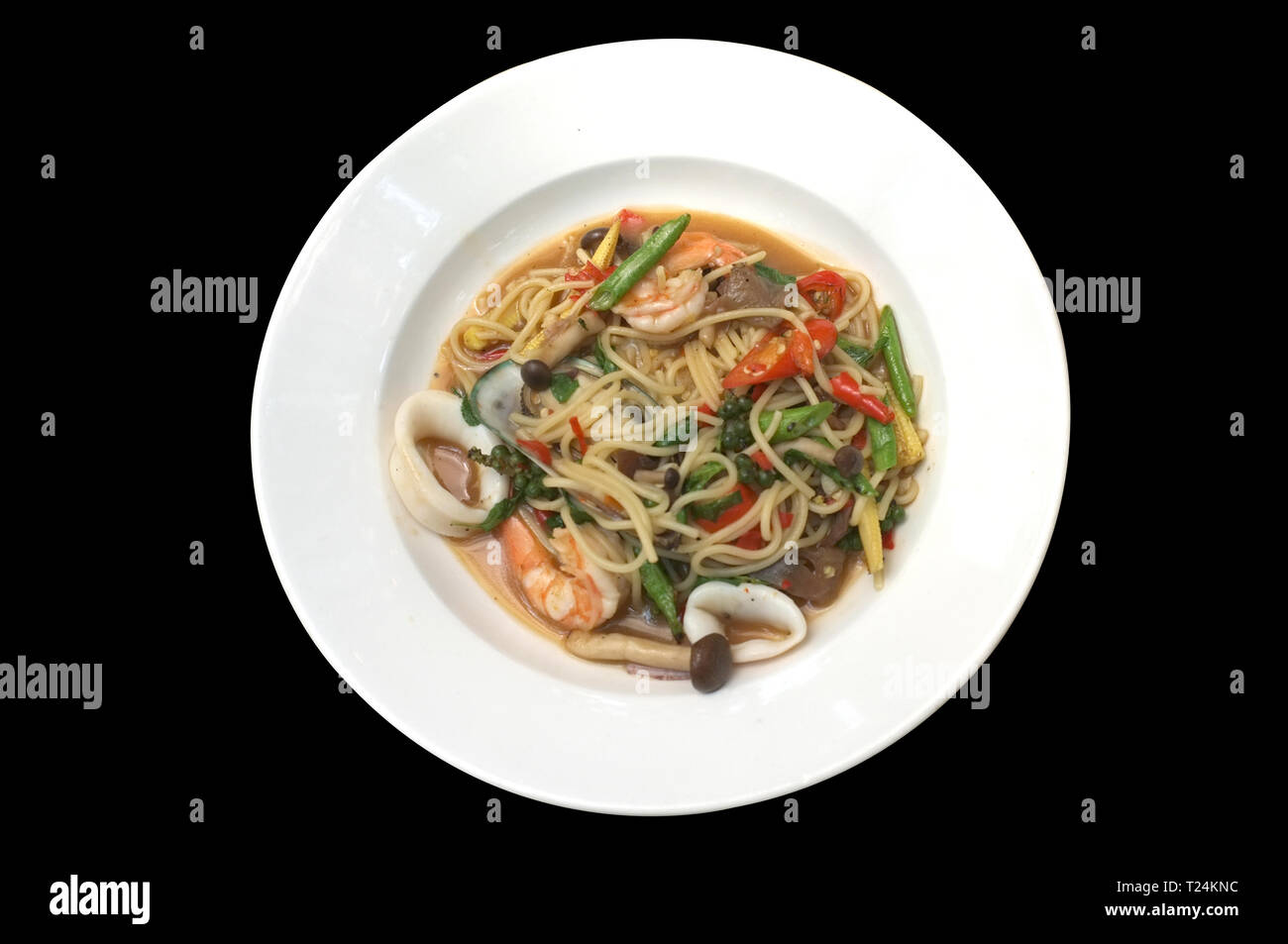 Sauté de fruits de mer style Thaï Spaghetti épicée (Spaghetti Pad Kee Mao) . Banque D'Images