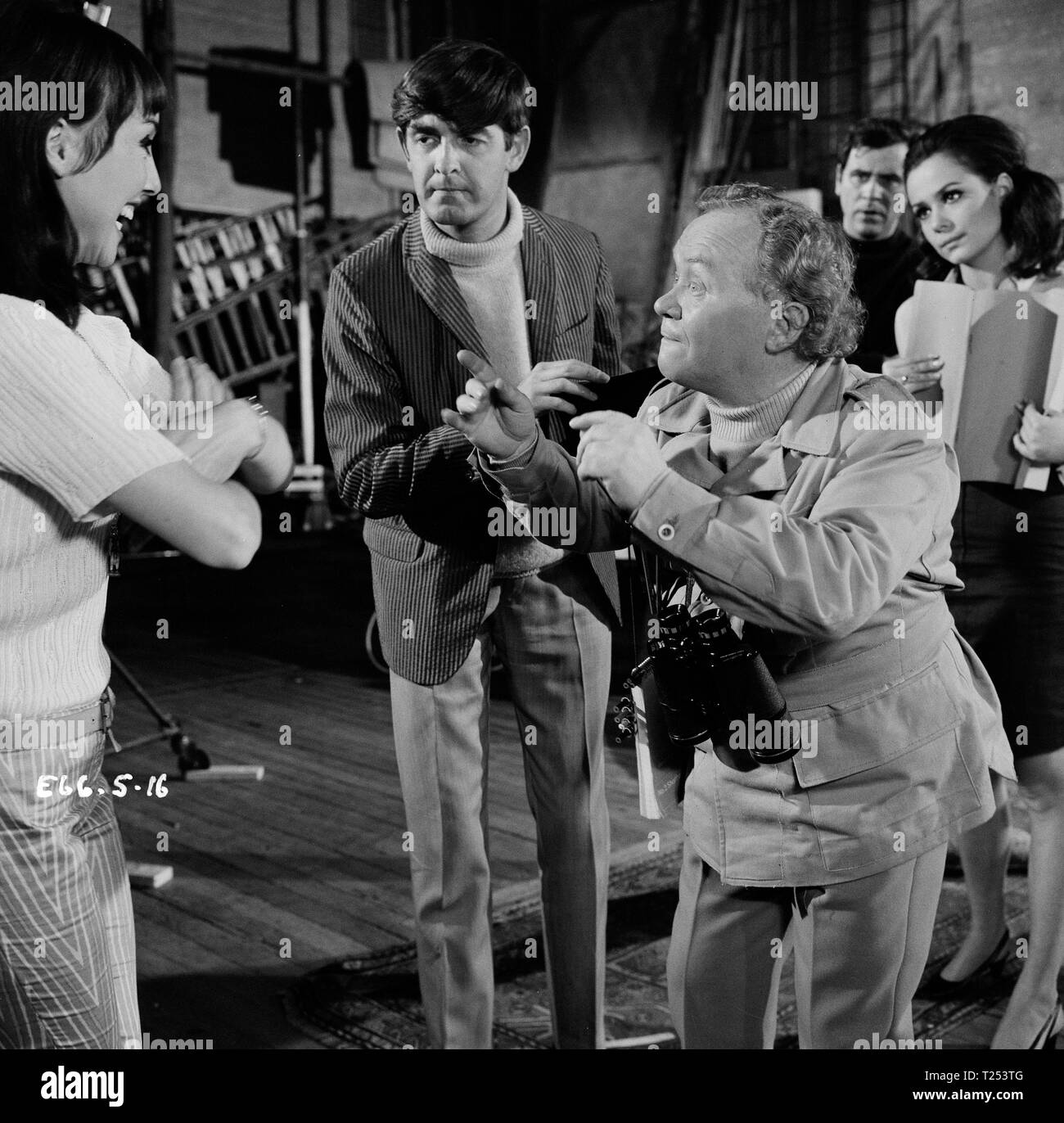 Monsieur Dix pour cent (1967) Charlie Drake, Derek Nimmo, Una Stubbs, Date : 1967 Banque D'Images