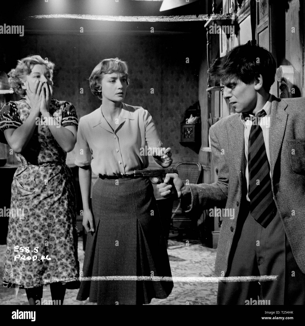 Pas d'arbres dans la rue (1958) Melvyn Hayes, Joan Miller, Sylvia Syms, Date : 1958 Banque D'Images