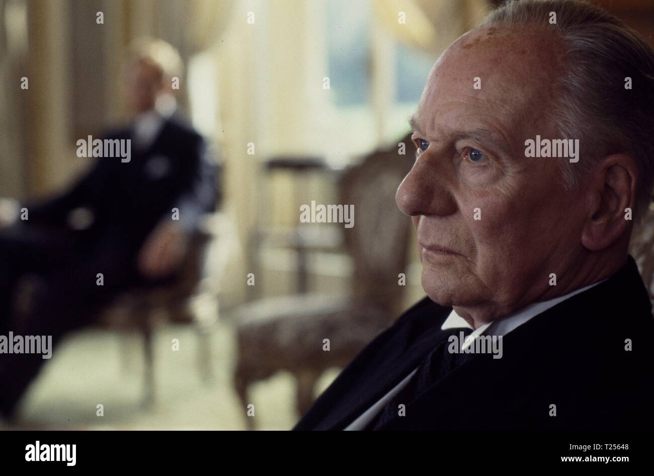 L'abondance (1985) John Gielgud, Date : 1985 Banque D'Images