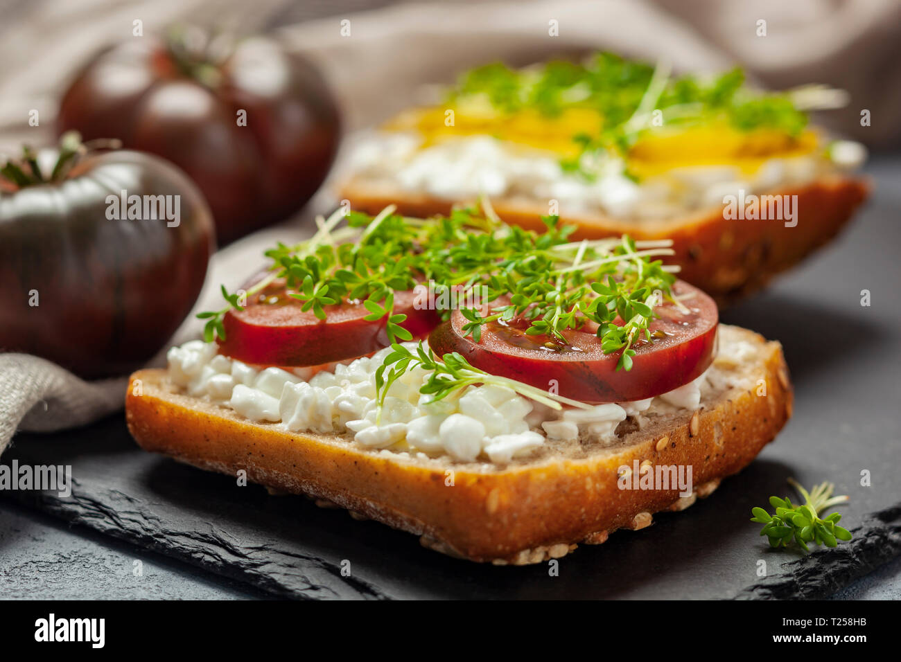 Des sandwichs avec du fromage et cress Banque D'Images