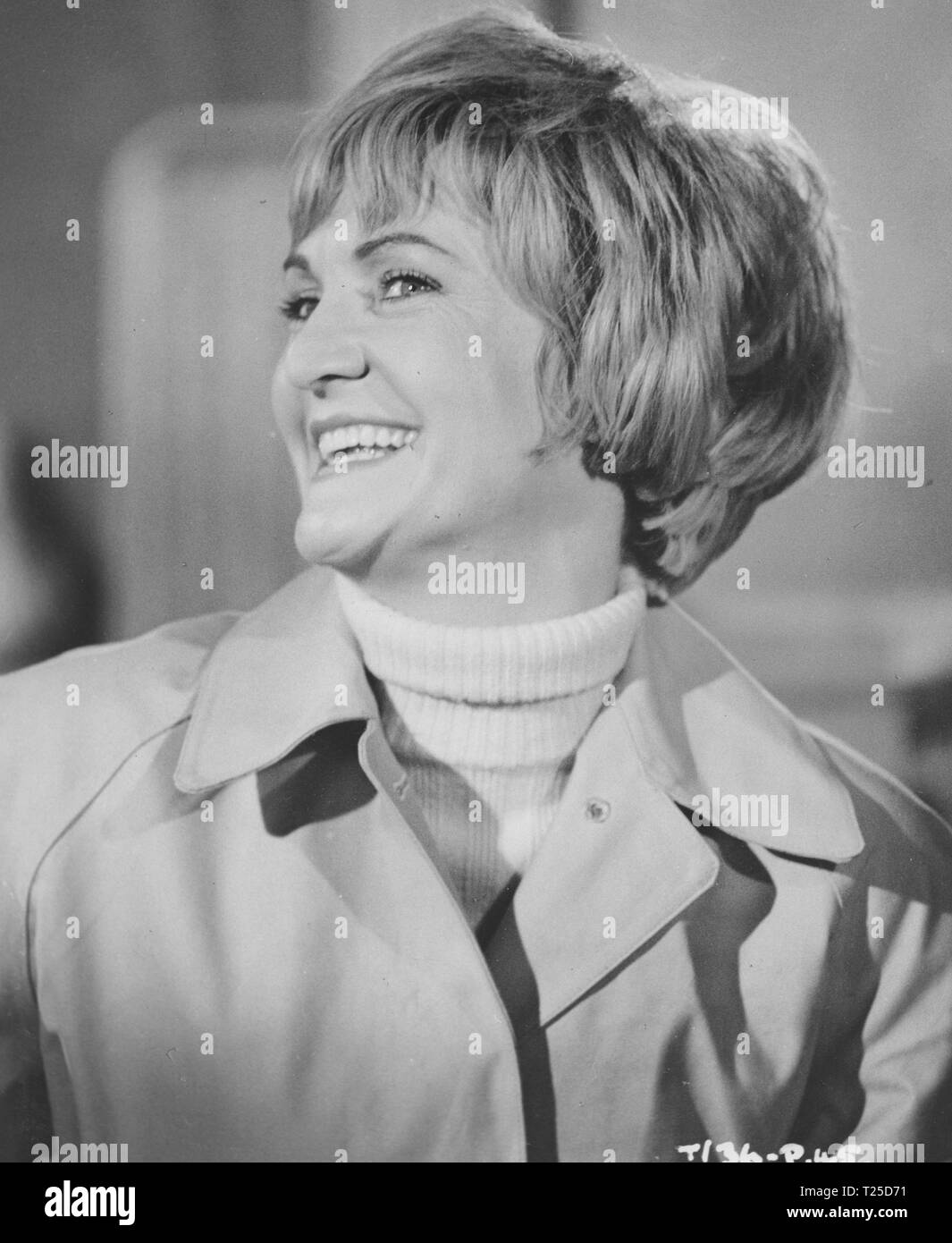 Les jonquilles ronde deux fois (1962), Sheila Hancock, Date : 1962 Banque D'Images