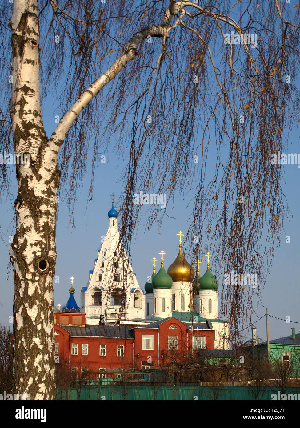 L'église orthodoxe russe dans la vieille ville historique de Moscou, Russie, Kolomna salon Banque D'Images