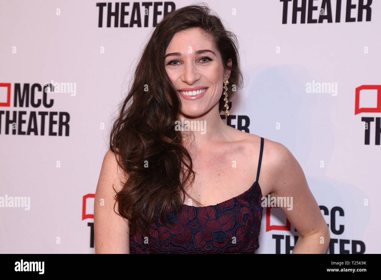 Party d'ouverture pour Alice par coeur tenue à Kenneth Cole's le Garage - Arrivées. Avec : Mia DiLena Où : New York, New York, United States Quand : 26 Feb 2019 Crédit : Joseph Marzullo/WENN.com Banque D'Images