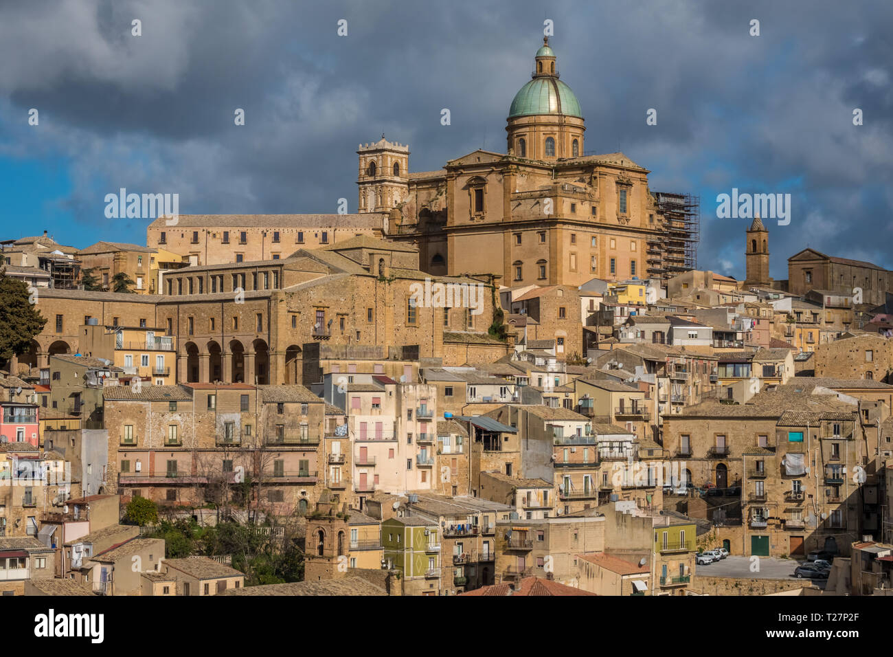 Piazza Armerina, Enna province, Sicile, Italie. Célèbre pour ses mosaïques romaines de la Villa Romana del Casale et son architecture datant de m Banque D'Images