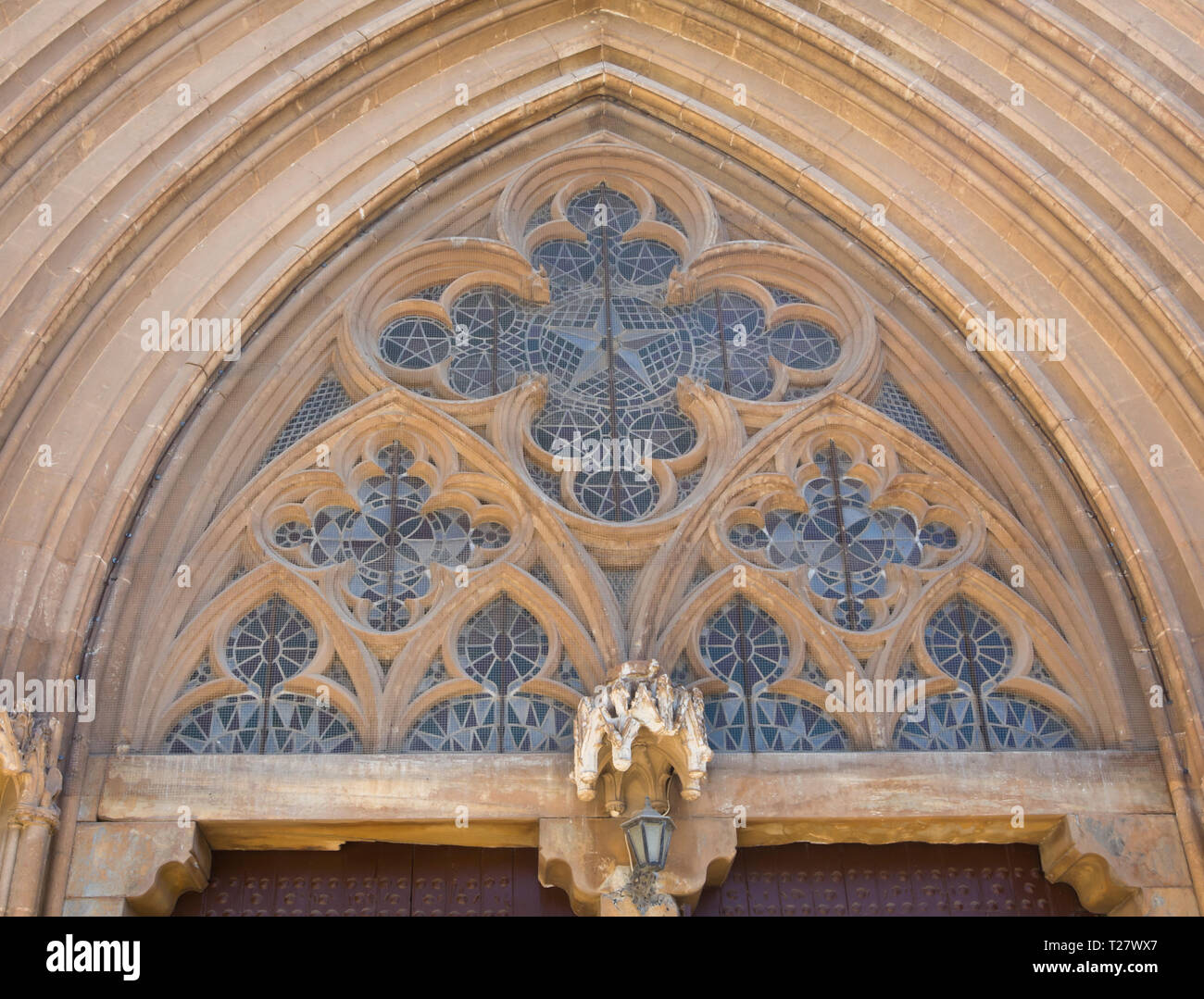 Lala Mustafa Pacha Mosquée, d'abord sous le nom de Cathédrale de Saint Nicholas à Famagouste Chypre, un impressionnant édifice médiéval Banque D'Images