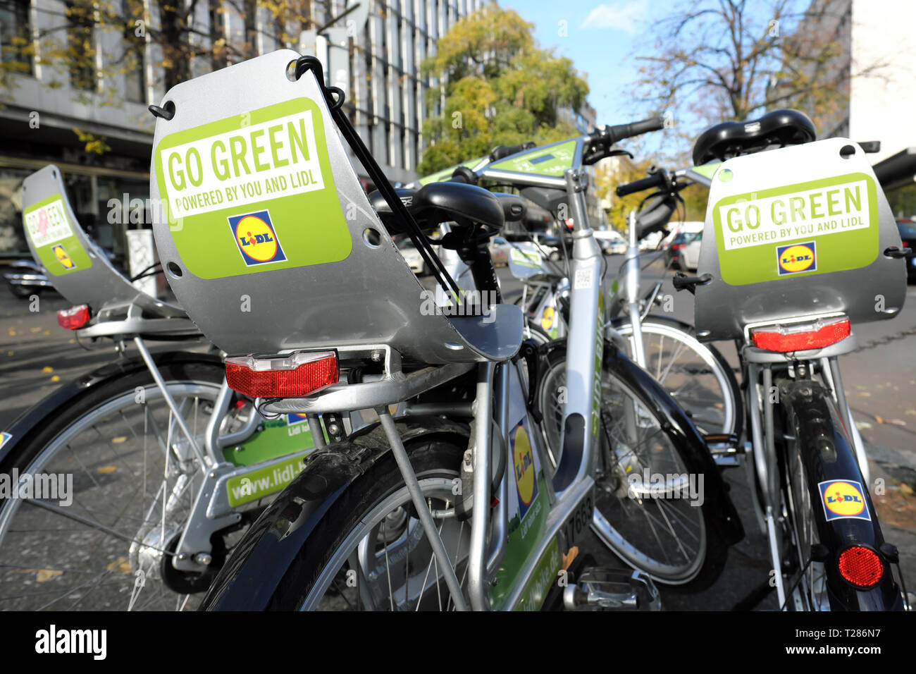 Berlin Allemagne - Bike hire scheme partage exploité par Lidl Banque D'Images