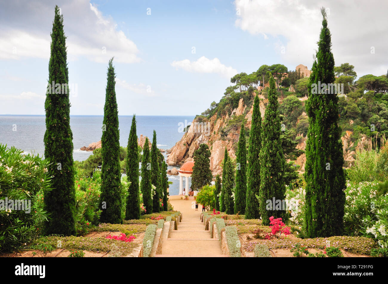 jardin-botanique-marimurtra-banque-de-photographies-et-d-images-haute