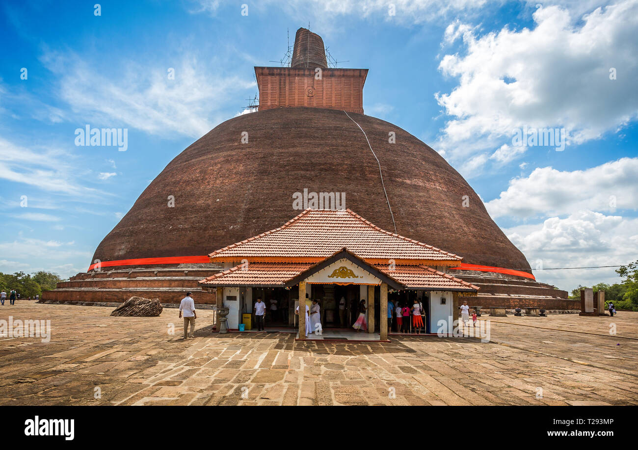 Jetvanarama Stupa à Anuradhapura, Sri Lanka le 17 septembre 2016 Banque D'Images