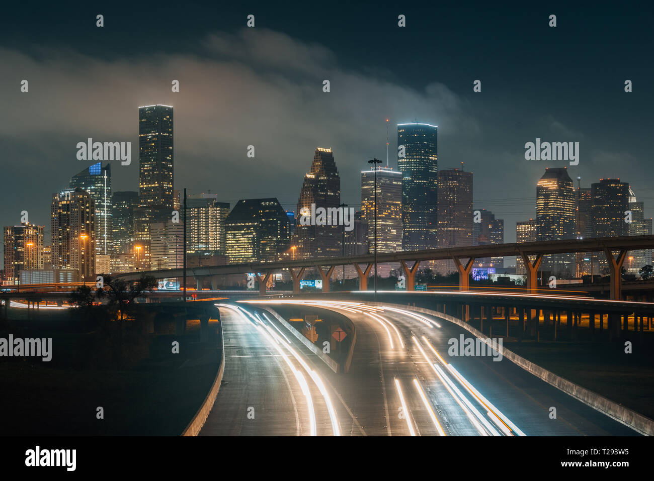 Cityscape photo de la Houston skyline at night, à Houston, Texas Banque D'Images
