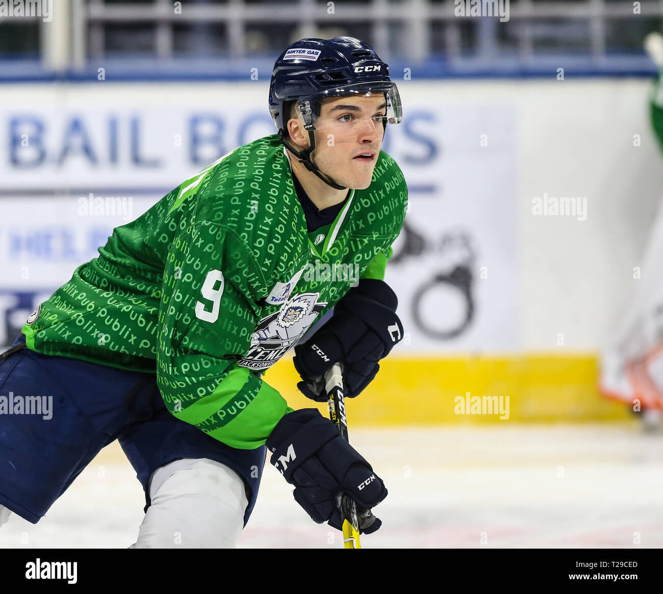 Jacksonville Icemen Alexis AVANT D'Aoust (9) pendant l'échauffement avant un match de hockey professionnel ECHL contre l'Atlanta Gladiators au Veterans Memorial Arena à Jacksonville, en Floride, le Samedi, Mars 30, 2019. (Gary Lloyd McCullough/Cal Pour les médias sportifs) Banque D'Images