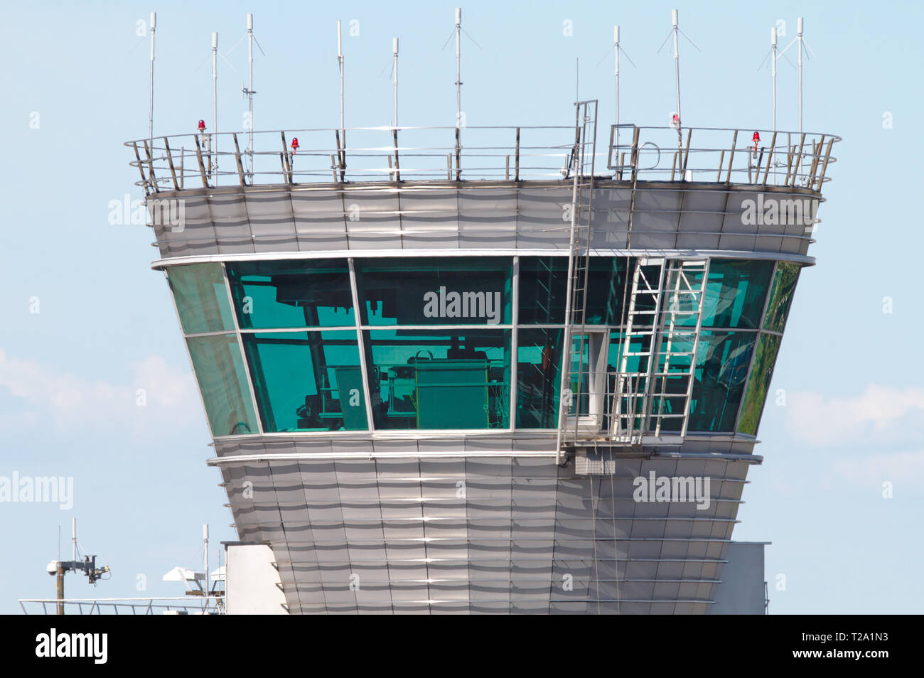 Tour de contrôle du trafic aérien de l'aéroport Helsinki-Vantaa. Photo prise 16.06.2018 à Vantaa, Finlande Banque D'Images