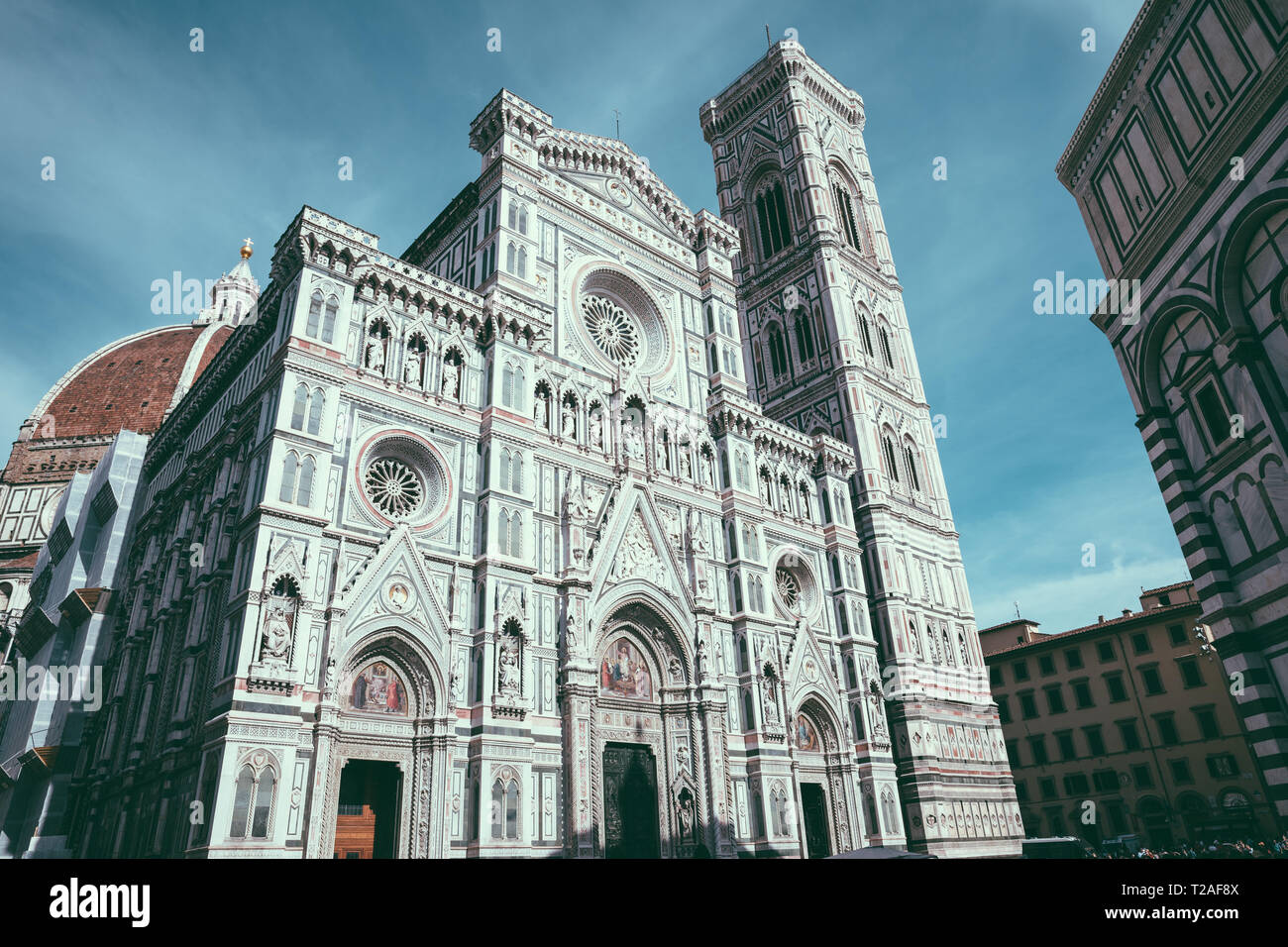 Florence, Italie - 24 juin 2018 : vue panoramique de Cattedrale di Santa Maria del Fiore (Cathédrale de Sainte Marie de la fleur) et le campanile de Giotto. Banque D'Images