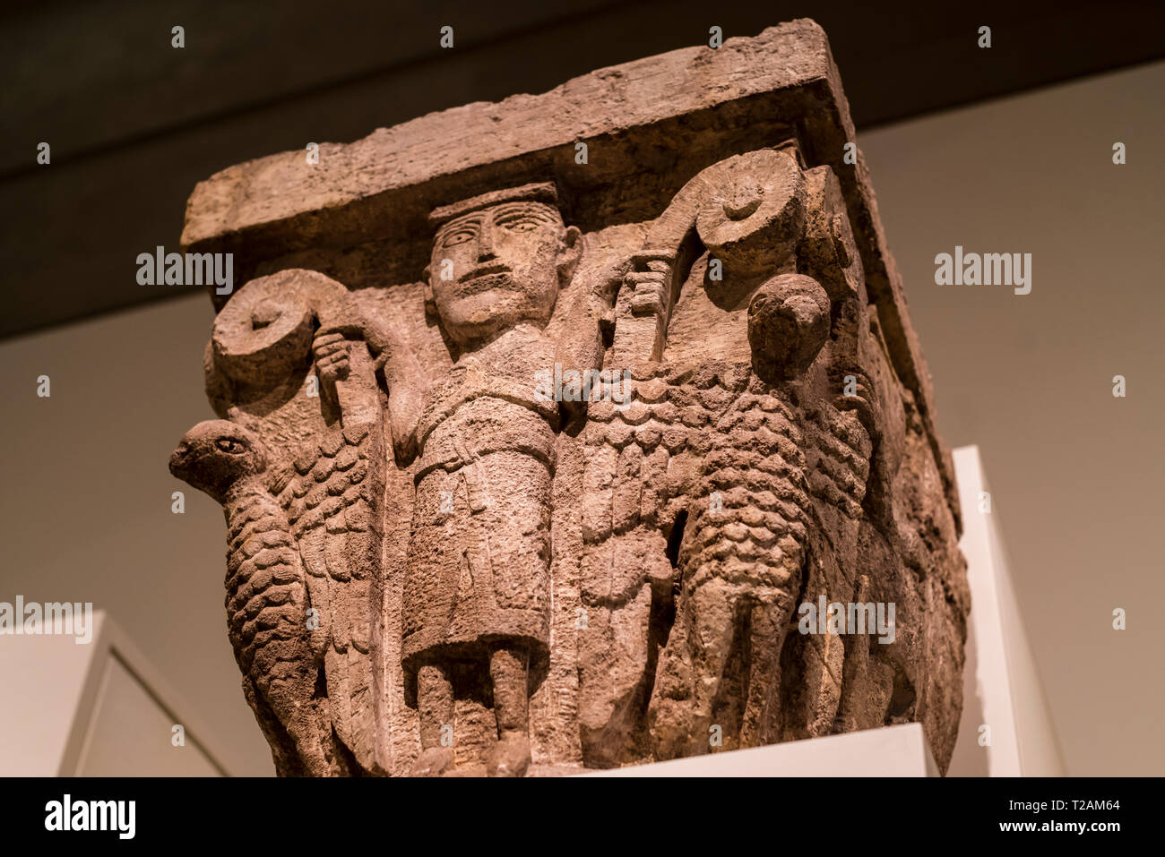 Art roman dans le Musée National d'Art de Catalogne, Barcrelona,capitales de Santa Maria de Besalú (XII siècle AC). Banque D'Images