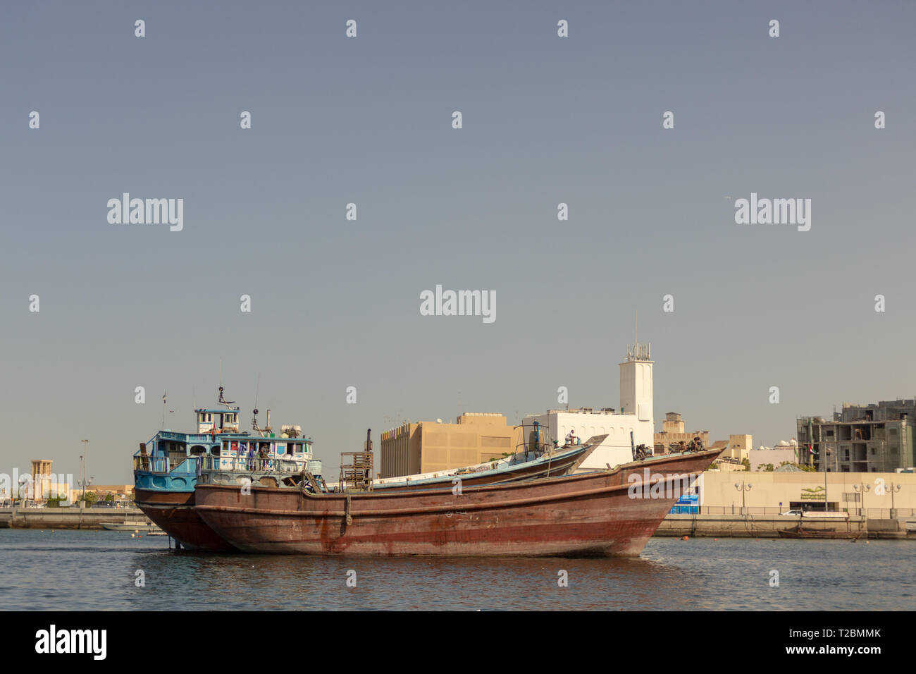 Vieux bateau arabe (ABRA) amarré à Dubaï, Deira Banque D'Images