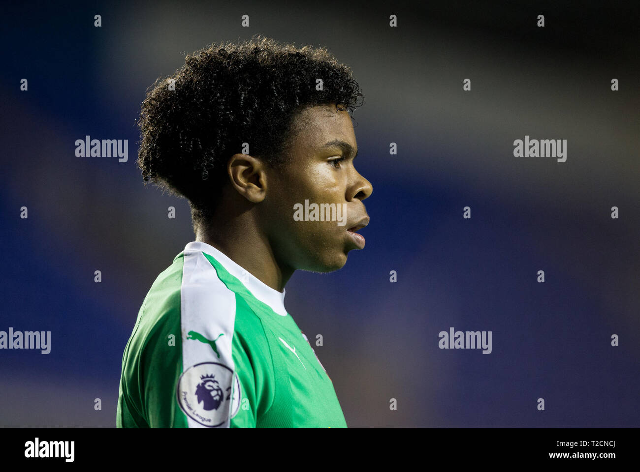 Reading, Berkshire, Royaume-Uni. 01 avr, 2019. Gardien Coniah Boyce-Clarke de lire U23 au cours de la Premier League Cup match international entre la lecture d'U23 et le Bayern de Munich II au stade Madejski, lecture, l'Angleterre le 1 avril 2019. Photo par Andy Rowland. Crédit : Andrew Rowland/Alamy Live News Banque D'Images