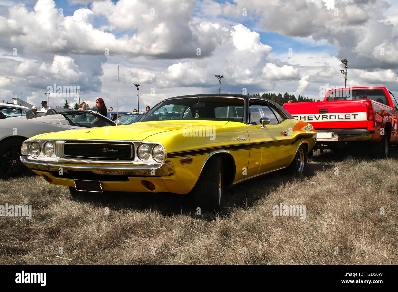 Challenger jaune à Pick-Nick, 2018 Classic Car Show à Forssa, Finlande. 05.08.2018 Forssa, Finlande Banque D'Images