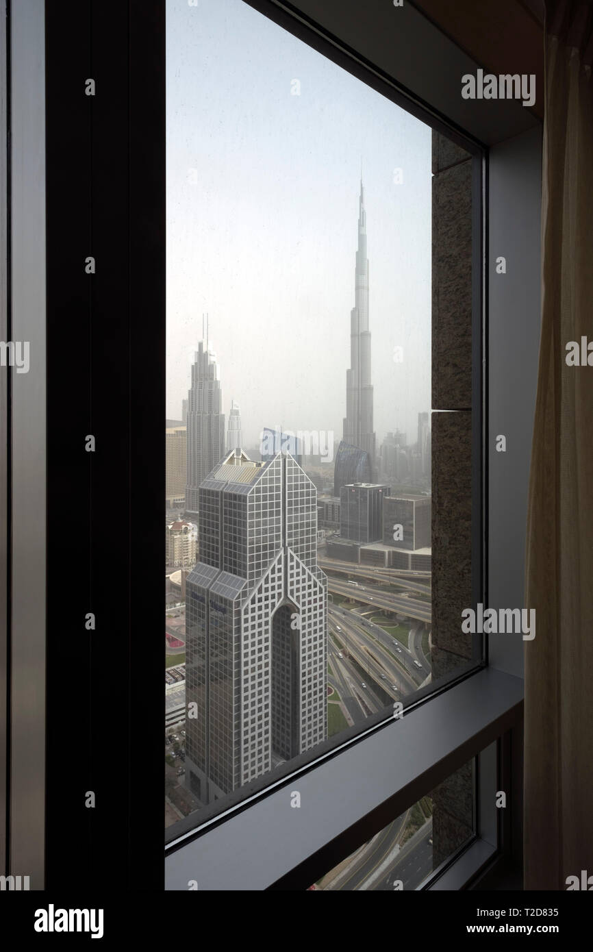 Le Burj Khalifa, vu de l'hôtel Shangri-La, à Dubaï, Émirats Arabes Unis Banque D'Images