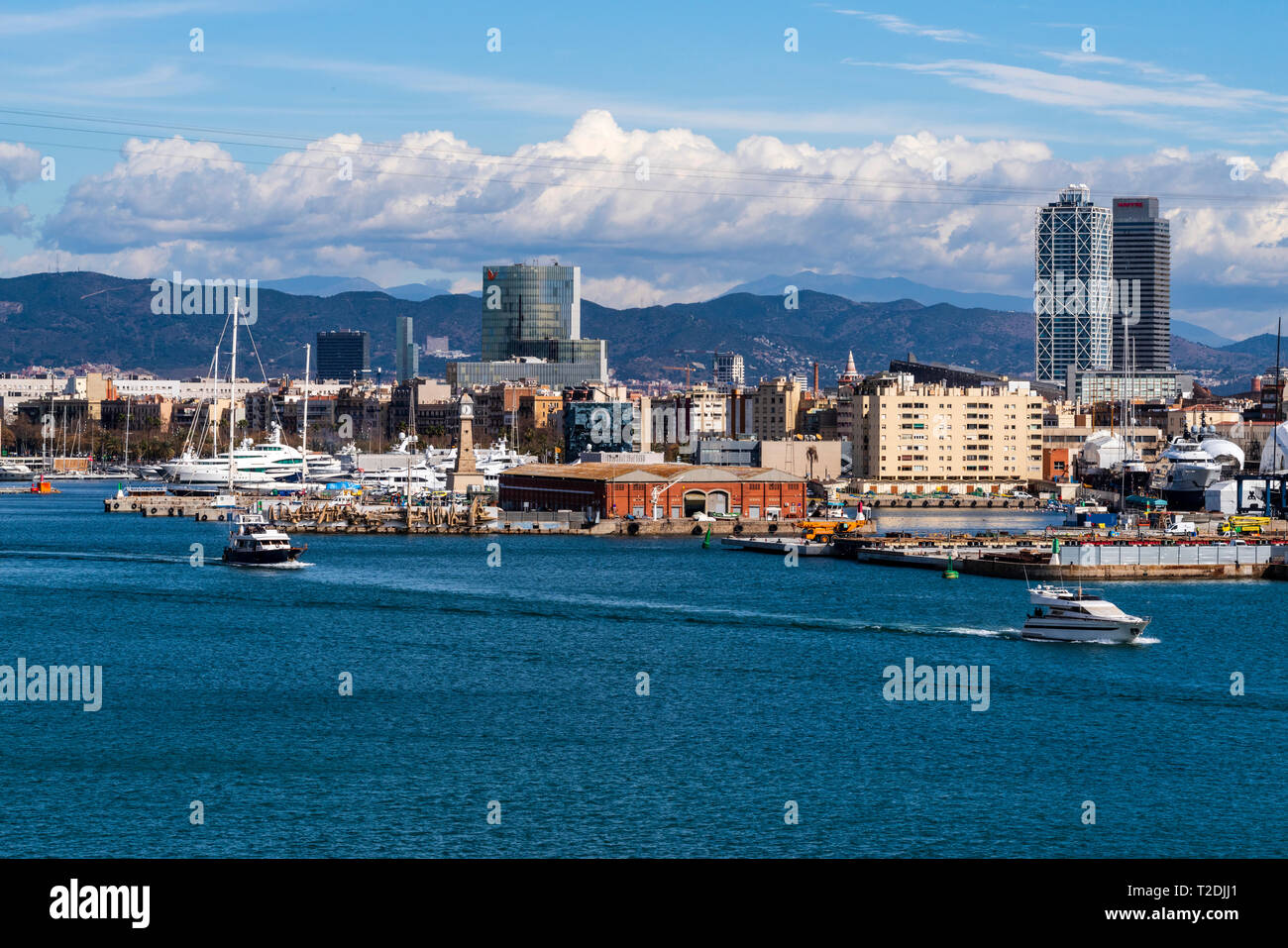 Vue aérienne du port et de la ville de Barcelone Banque D'Images