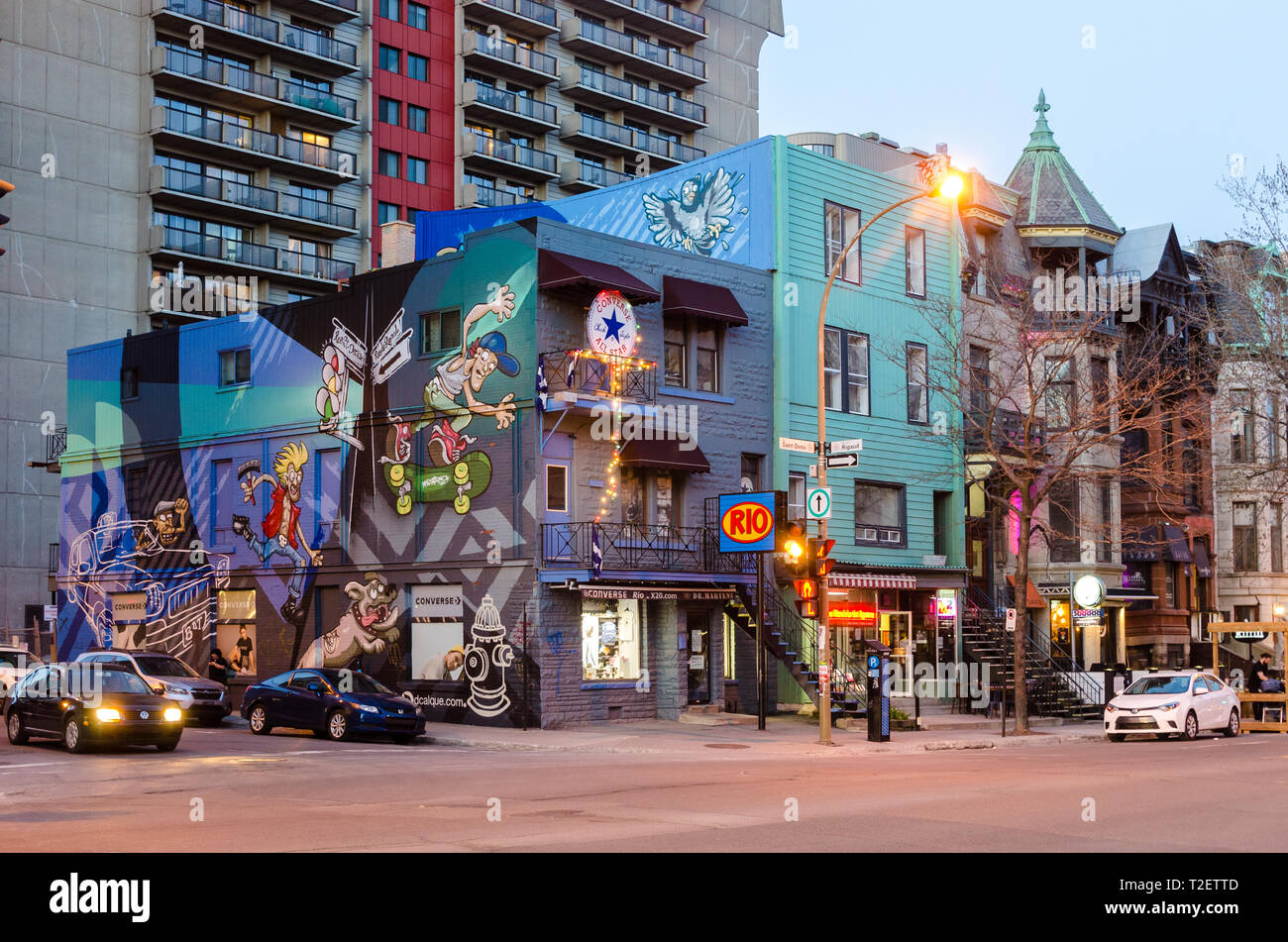 Montreal graffiti plateau Banque de photographies et d'images à haute  résolution - Alamy