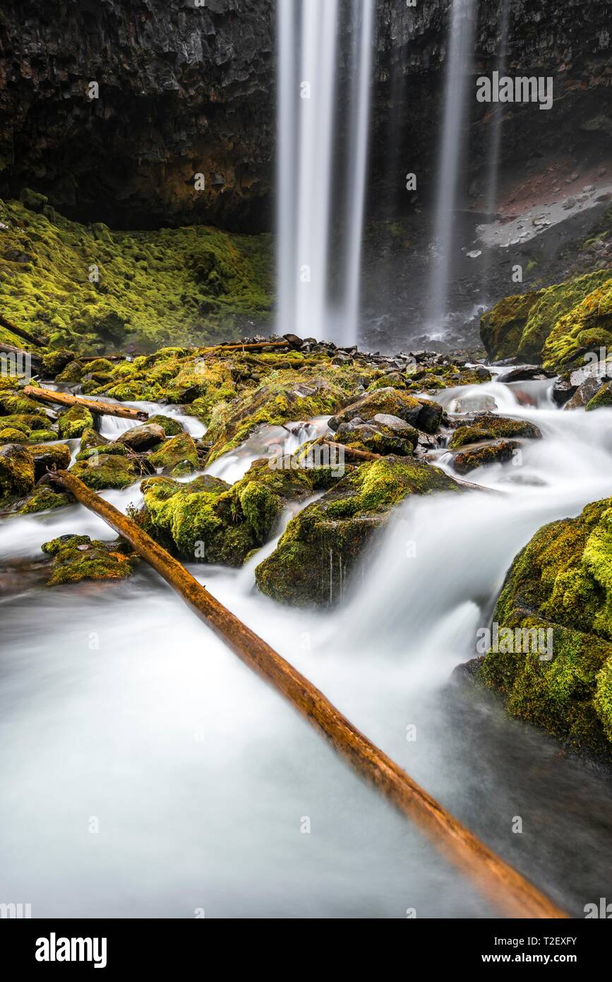Cascade, photo à long terme, rivière Cold Spring Creek, danses tamanawas Falls, Oregon, USA Banque D'Images