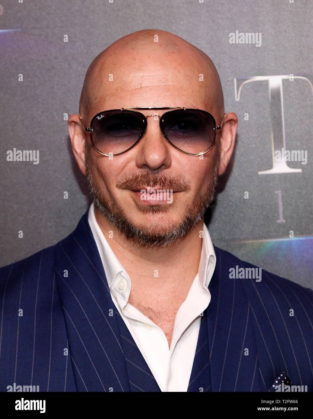 Las Vegas, NV, USA. 2ème apr 2019. Pitbull présents pour le coup d'STXfilms CinemaCon est l'état de l'industrie : Passé, présent et avenir, le Colisée de Caesars Palace, Las Vegas, NV, le 2 avril 2019. Credit : JA/Everett Collection/Alamy Live News Banque D'Images