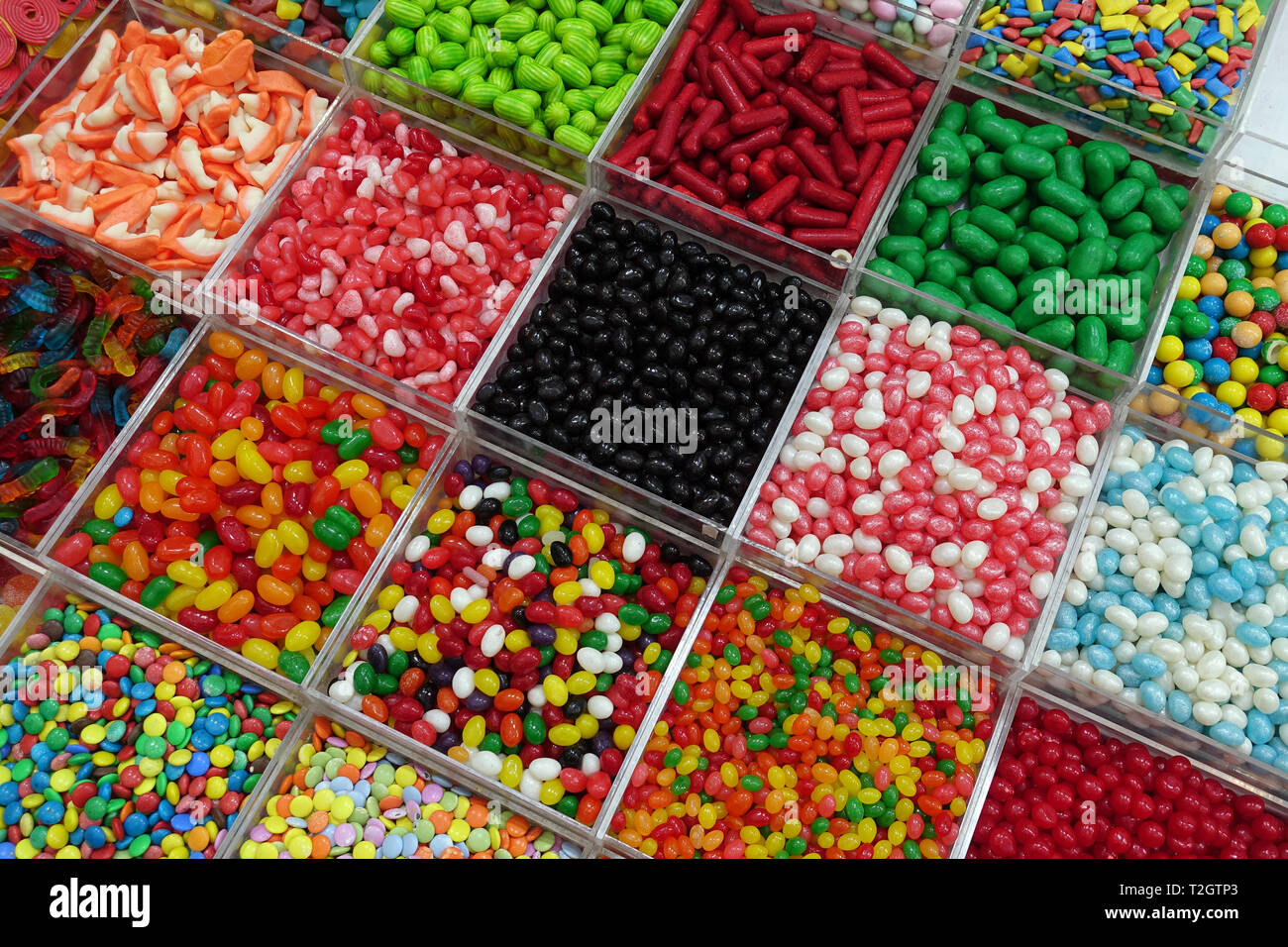 Bonbons assortis à la vente dans le Souk Banque D'Images