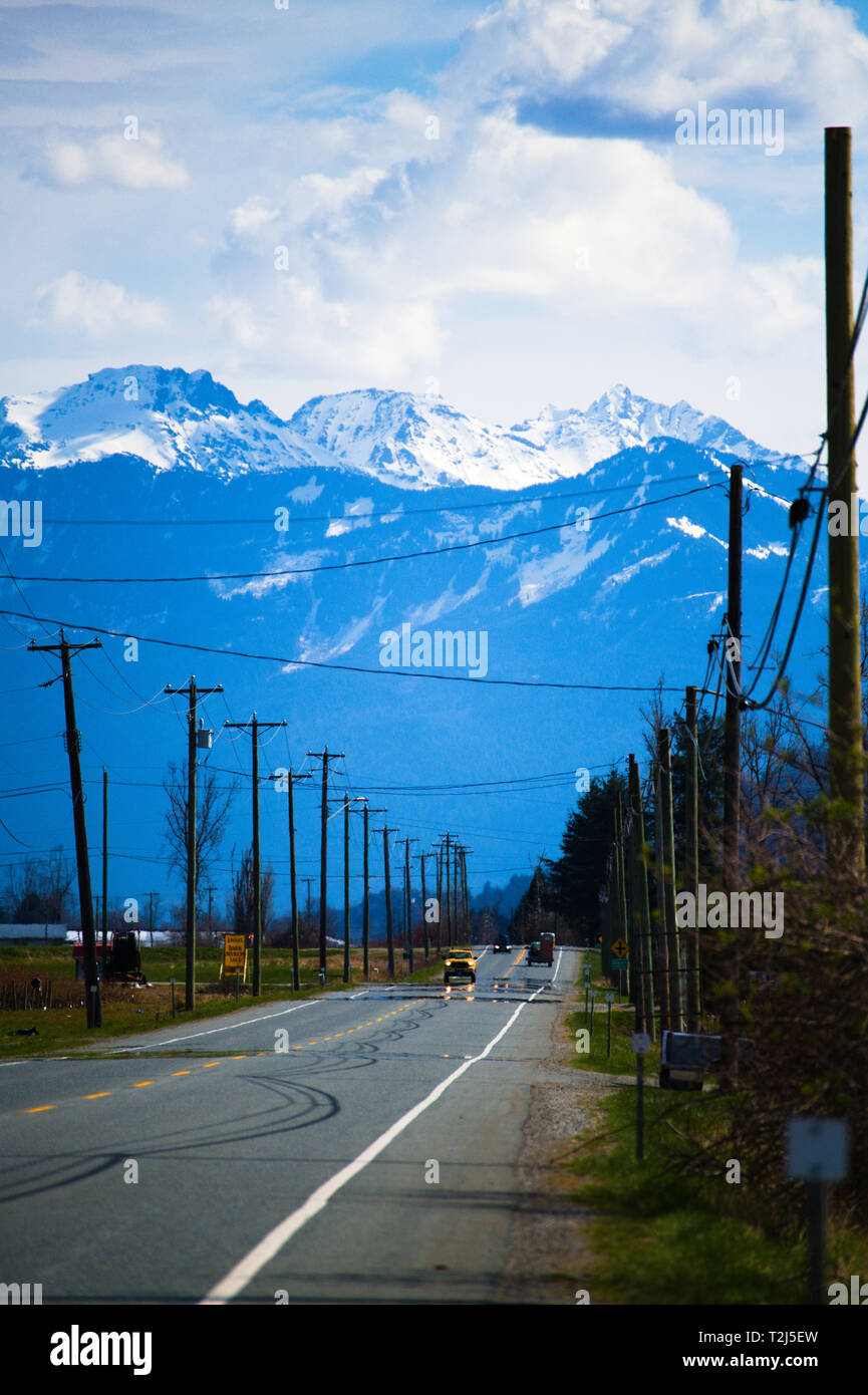 Route 7 traverse la vallée du Fraser de Vancouver à Hope, Colombie-Britannique, Canada Banque D'Images