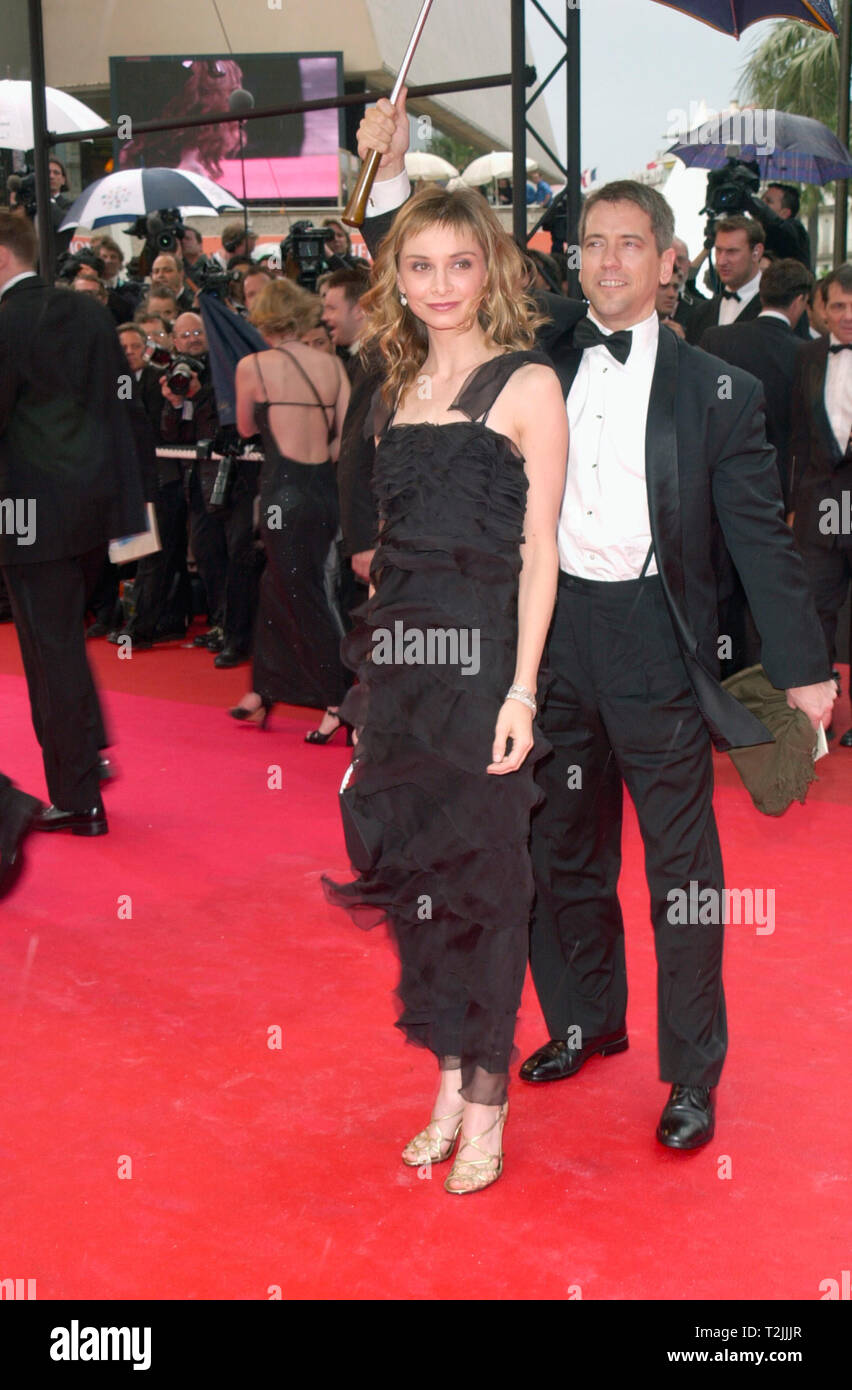 CANNES, FRANCE. 10 mai 2000 : l'actrice Calista Flockhart lors de la soirée d'ouverture de projection de gala Vatel au Festival de Cannes. Photo : Paul Smith/Featureflash Banque D'Images